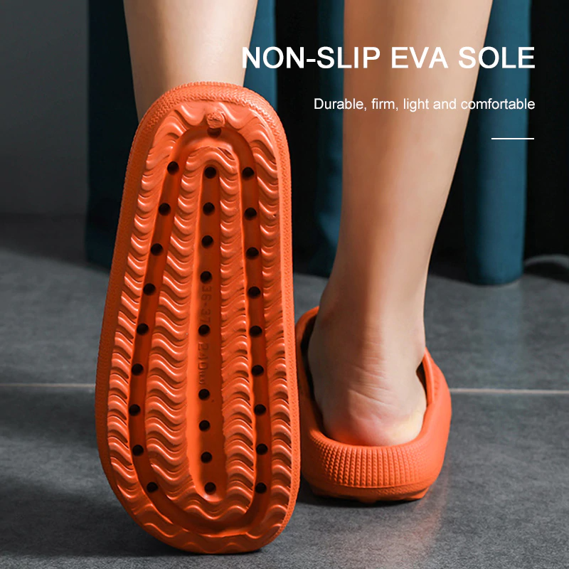 Cushioned Slide Sandlas