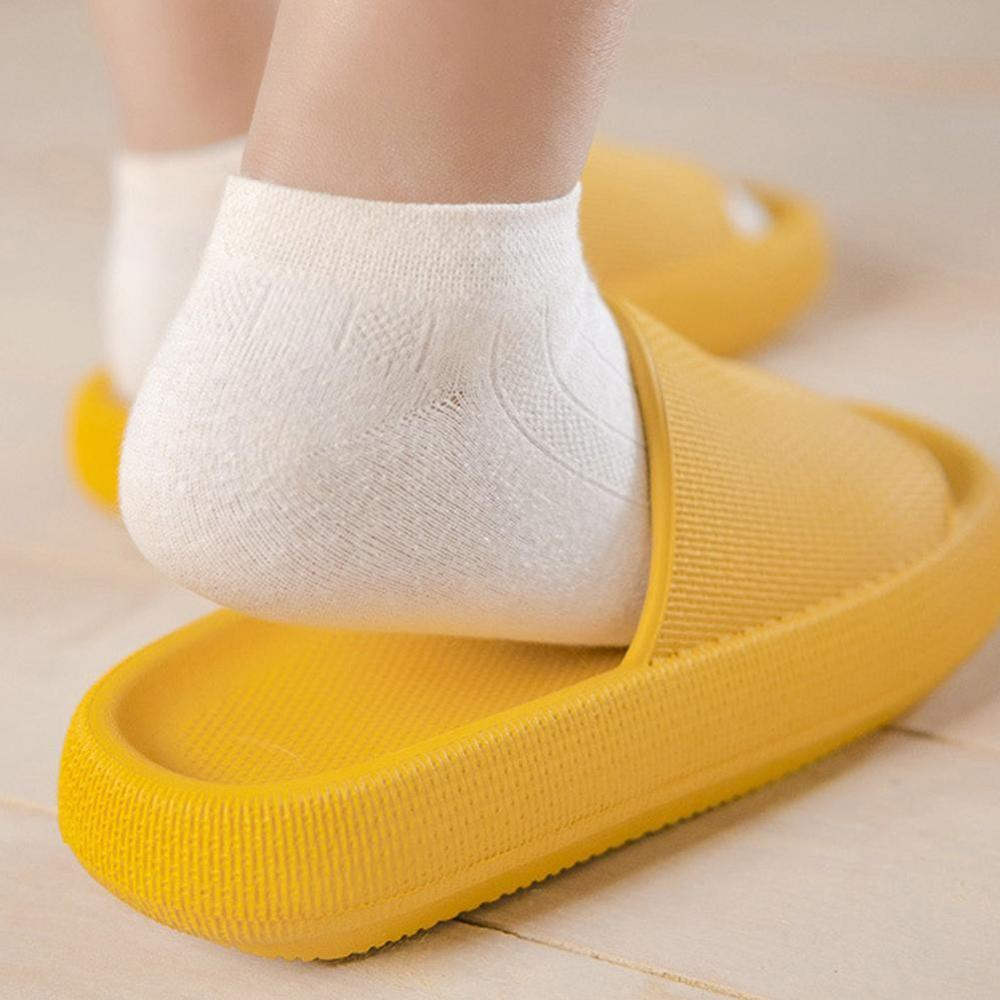 Cushioned Slide Sandlas