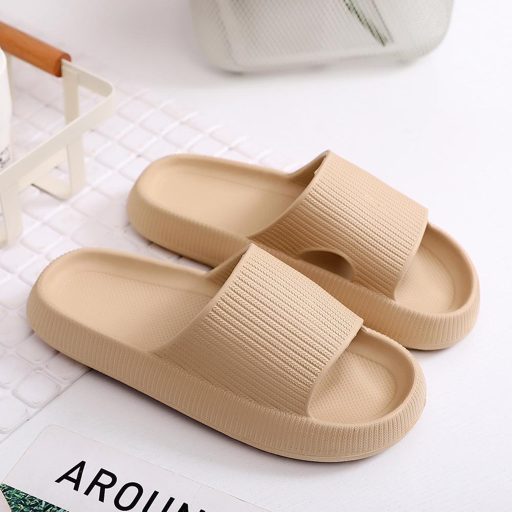 Cushioned Slide Sandlas