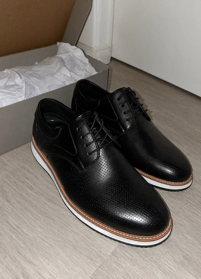 "Good shoe, wear them all the time"