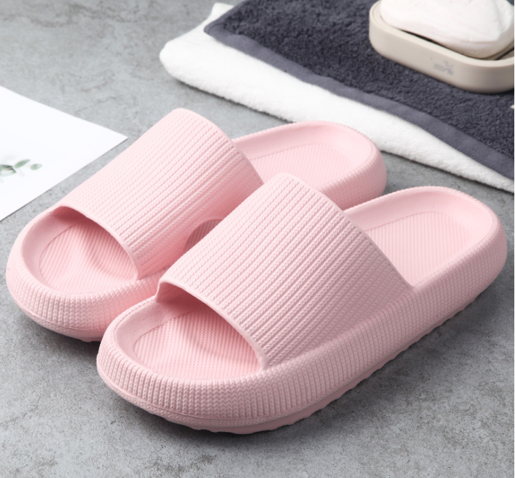 Cushioned Slide Sandlas
